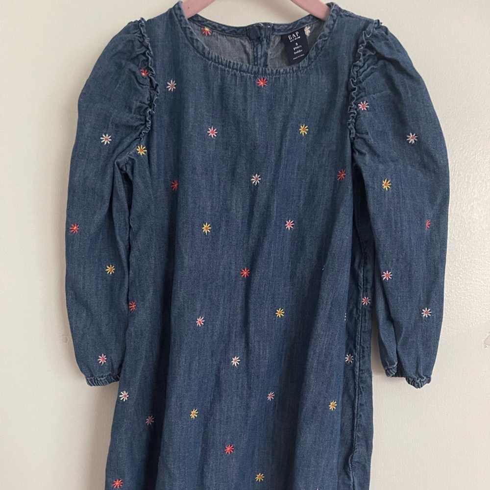 Gap size 5 toddler